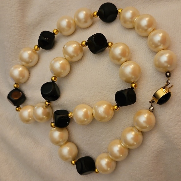 Vintage Elegant Ivory Black and Gold Acrylic and Glass Beaded Necklace - Picture 2 of 9